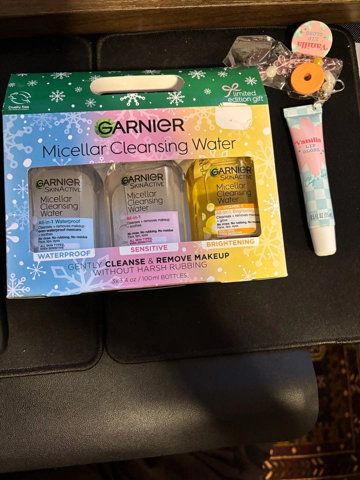 Garnier Micellar Water 3pc Gift Set + Vanilla Lip Gloss Keychain New — photo 2
