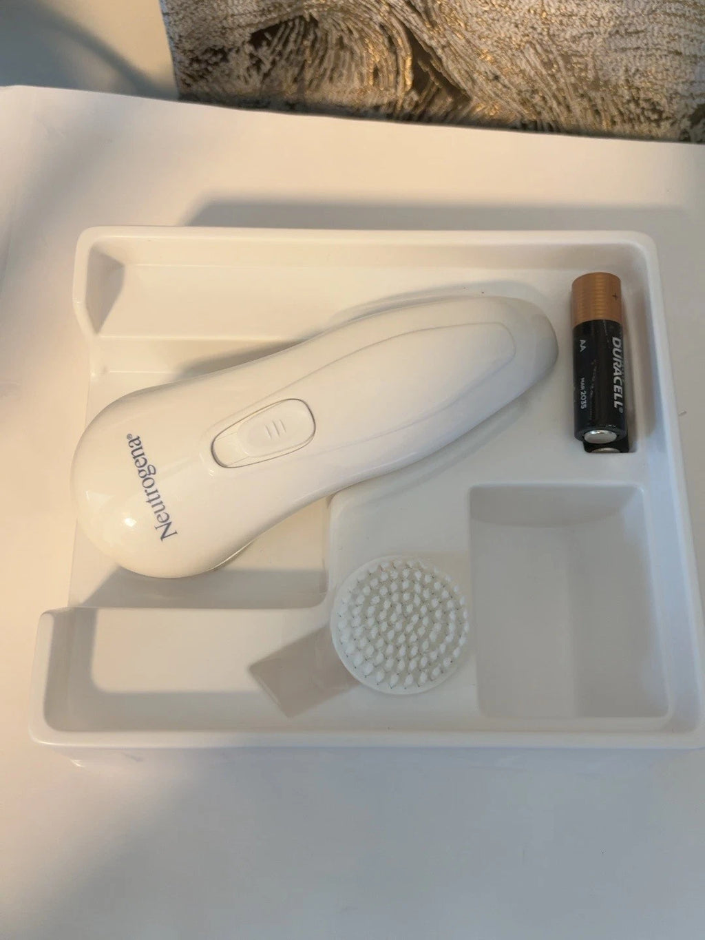 Neutrogena Microdermabrasion System Applicator & Head [NO PUFFS] Open Box Tested — photo 1